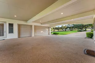 2819 Cliff Pt, Spicewood, TX 78669 - Photo 32