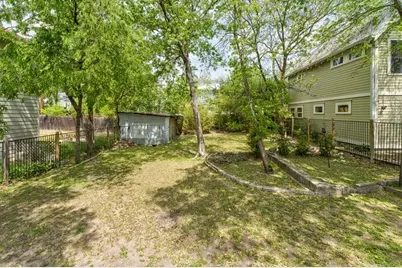 304 W 35th Street, Austin, TX 78705 - Photo 18