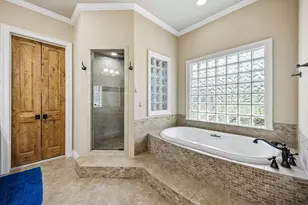 8403 Horseshoe Ledge, Austin, TX 78730 - Photo 12