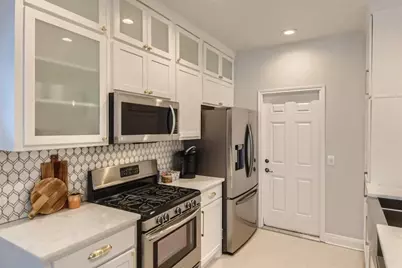 311 Blackson Avenue #A, Austin, TX 78752 - Photo 8