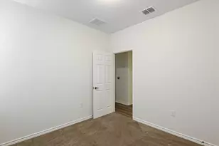 7343 Bluebonnet Bay, San Antonio, TX 78218 - Photo 14