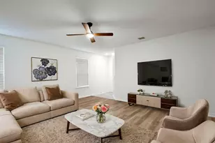 7343 Bluebonnet Bay, San Antonio, TX 78218 - Photo 4