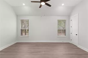 1113 Doelling Dr, Florence, TX 76527 - Photo 14