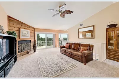 200 Full Moon #3, Horseshoe Bay, TX 78657 - Photo 2