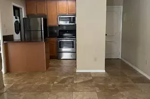 806 W 24th St, Austin, TX 78705 - Photo 2