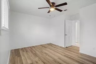 817 Sirocco Dr, Austin, TX 78745 - Photo 2