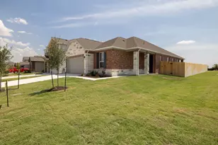 1500 Carriageway Dr, Georgetown, TX 78626 - Photo 4