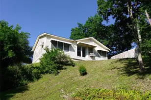 630 Lake Front Ave, New Braunfels, TX 78130 - Photo 4