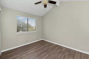 2304 Klattenhoff Dr, Austin, TX 78728 - Photo 12