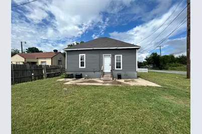 400 Symes Street #A, Taylor, TX 76574 - Photo 4