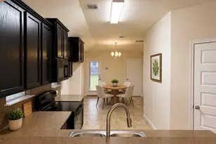 200 McCoy Ln, Hutto, TX 78634 - Photo 6