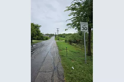 1051 N 1st St N 1st Street, Jarrell, TX 76537 - Photo 4