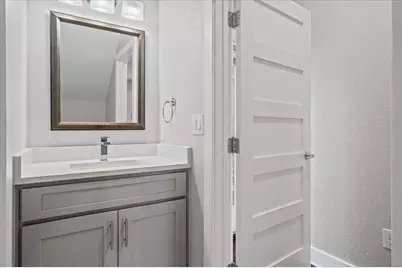 706 Short Kemp Street #2, Austin, TX 78741 - Photo 14