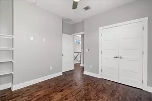 706 Short Kemp St, Austin, TX 78741 - Photo 18