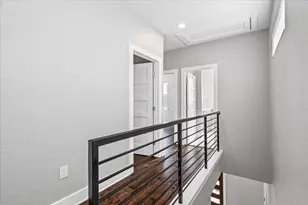 706 Short Kemp St, Austin, TX 78741 - Photo 20
