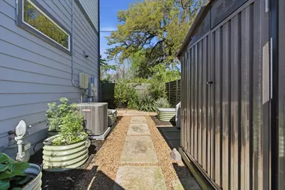 706 Short Kemp Street #2, Austin, TX 78741 - Photo 30