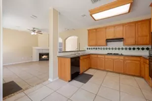 13321 Kirkglen Dr, Austin, TX 78727 - Photo 10