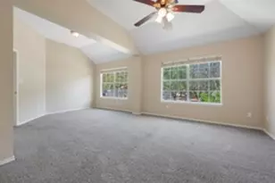 13321 Kirkglen Dr, Austin, TX 78727 - Photo 12