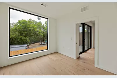 2209 S 1st Street #223, Austin, TX 78704 - Photo 16