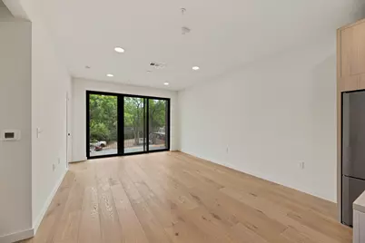 2209 S 1st Street #223, Austin, TX 78704 - Photo 10