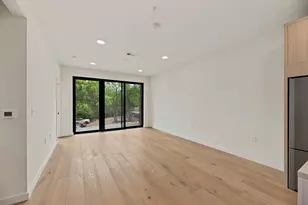 2209 S 1st St, Austin, TX 78704 - Photo 10