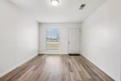 6204 Lotus Lane, Austin, TX 78721 - Photo 26