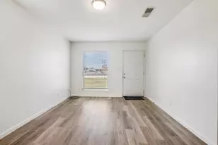 6204 Lotus Ln, Austin, TX 78721 - Photo 26