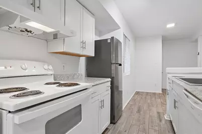 6803 Woodhue Drive #B, Austin, TX 78745 - Photo 6