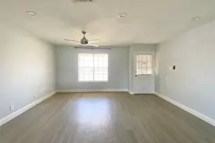 8602 Colonial Dr, Austin, TX 78758 - Photo 6