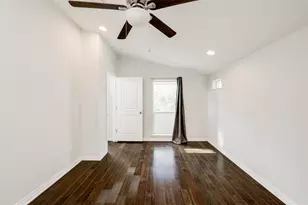 811 Gunter St, Austin, TX 78702 - Photo 20