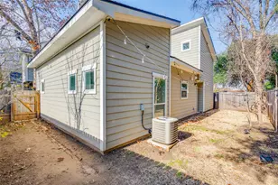 811 Gunter St, Austin, TX 78702 - Photo 30