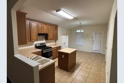 154 Lake Washington Drive, Kyle, TX 78640 - Photo 4