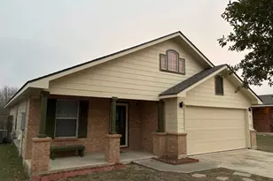 154 Lake Washington Dr, Kyle, TX 78640 - Photo 2