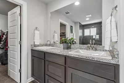 2701 Warren Cove, Lago Vista, TX 78645 - Photo 20