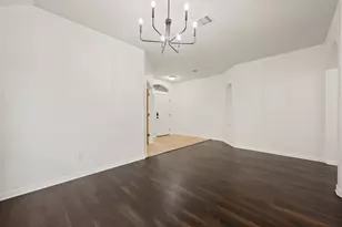 8113 Campeche Bay Pl, Round Rock, TX 78681 - Photo 6