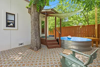 2519 E 4th Street #2, Austin, TX 78702 - Photo 6