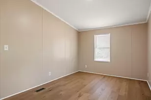 411 Texas Oak Dr, Cedar Creek, TX 78612 - Photo 18