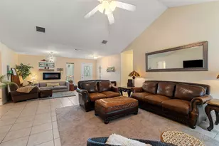 22305 Shotts Dr, Spicewood, TX 78669 - Photo 12