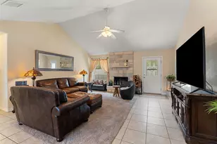 22305 Shotts Dr, Spicewood, TX 78669 - Photo 10