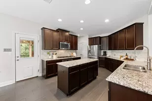 18404 DeLeon Bayou Ln, Austin, TX 78738 - Photo 8