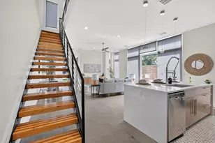 1205 W 49 1/2 St, Austin, TX 78756 - Photo 22