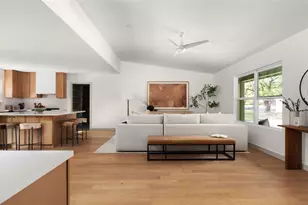 5504 Mapleleaf Dr, Austin, TX 78723 - Photo 10