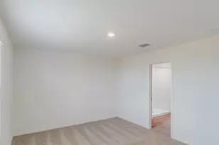 110 Schuenemann Wy, Uhland, TX 78640 - Photo 10