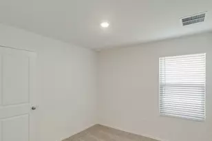 110 Schuenemann Wy, Kyle, TX 78640 - Photo 14