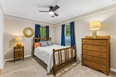6902 Notre Dame Drive, Austin, TX 78723 - Photo 8