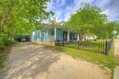 223 N Bishop Street, San Marcos, TX 78666 - Photo 16