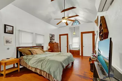 223 N Bishop Street, San Marcos, TX 78666 - Photo 22