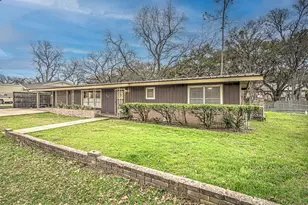 5304 Bedford St, Kingsland, TX 78639 - Photo 2