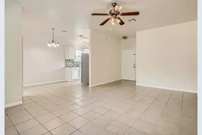 6102 Reicher Drive, Austin, TX 78723 - Photo 6
