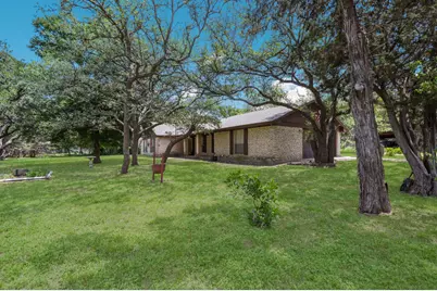 301 Navajo Trail, Georgetown, TX 78633 - Photo 18